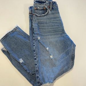 Abercrombie Curve Love Mom Jeans- Size 26/2, “short” length